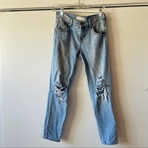 Bullhead Skinny Boyfriend Jeans